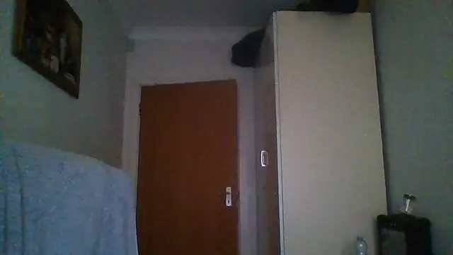 Snapshot of rauncher1 chatting on 11/03/25, 09:32 rauncher1 online show from 11/03/25, 09:32