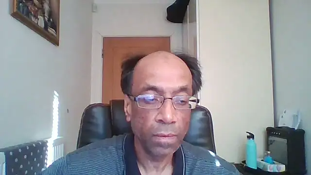 Snapshot of rauncher1 chatting on 12/02/25, 11:04 rauncher1 online show from 12/02/25, 11:04