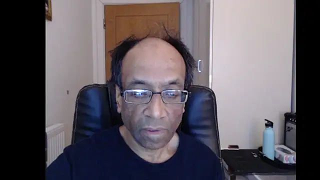 Snapshot of rauncher1 chatting on 04/27/26, 09:18 rauncher1 online show from 04/27/26, 09:18