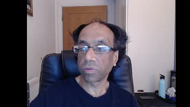 Snapshot of rauncher1 chatting on 06/24/26, 08:24 rauncher1 online show from 06/24/26, 08:24
