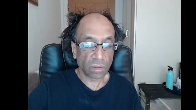 Snapshot of rauncher1 chatting on 07/14/26, 10:21 rauncher1 online show from 07/14/26, 10:21