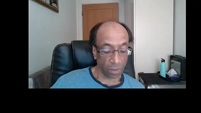 Snapshot of rauncher1 chatting on 07/15/26, 01:38 rauncher1 online show from 07/15/26, 01:38