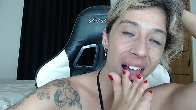 lettylatinaxh online show from 03/06/25, 06:59