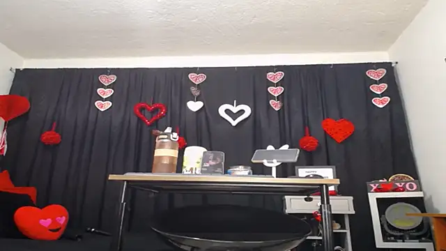 Litas Secrets online show from 02/12/25, 09:11