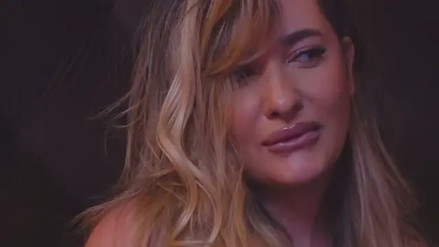 YaaraCollins online show from 12/13/24, 11:39