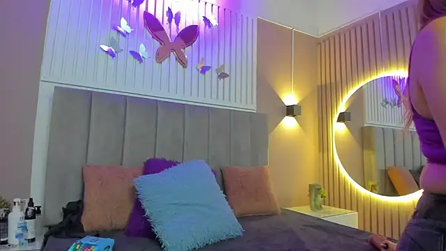 chantall1375 online show from 03/02/25, 04:42