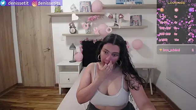 DenisseTits online show from 04/16/26, 09:39