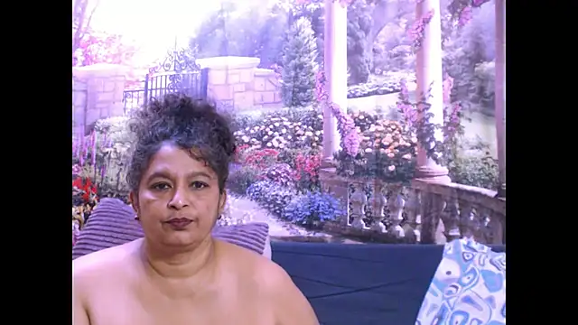 Snapshot of indianstar75 chatting on 02/18/25, 06:48 indianstar75 online show from 02/18/25, 06:48
