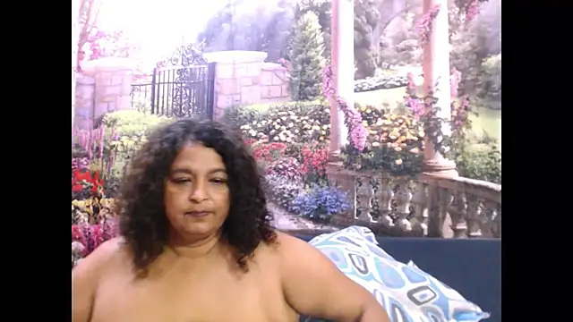 Snapshot of indianstar75 chatting on 02/21/25, 09:00 indianstar75 online show from 02/21/25, 09:00