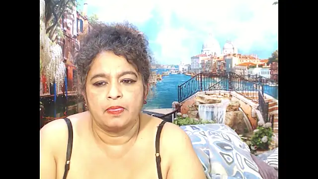 Snapshot of indianstar75 chatting on 10/12/25, 06:07 indianstar75 online show from 10/12/25, 06:07
