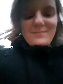 Snapshot of Cutegirlforyou chatting on 11/15/25, 03:52 Cutegirlforyou online show from 11/15/25, 03:52