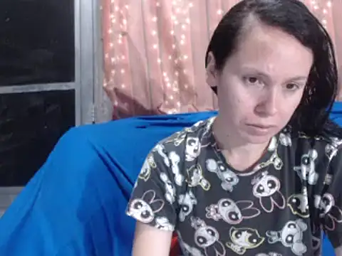 Venusluxodomme online show from 04/24/26, 12:46