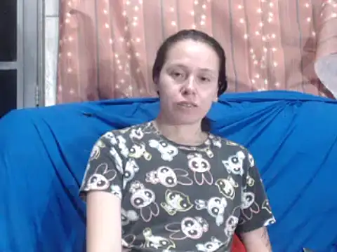 Snapshot of Venusluxodomme chatting on 04/28/26, 03:11 Venusluxodomme online show from 04/28/26, 03:11