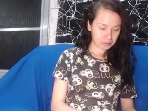 Snapshot of Venusluxodomme chatting on 07/12/26, 03:19 Venusluxodomme online show from 07/12/26, 03:19