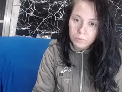 Snapshot of Venusluxodomme chatting on 07/13/26, 02:03 Venusluxodomme online show from 07/13/26, 02:03