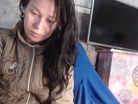 Snapshot of Venusluxodomme chatting on 07/21/26, 04:04 Venusluxodomme online show from 07/21/26, 04:04