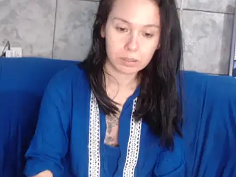 Snapshot of Venusluxodomme chatting on 08/03/26, 10:24 Venusluxodomme online show from 08/03/26, 10:24