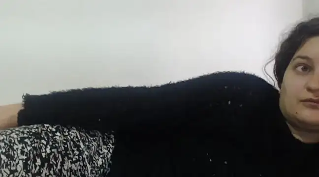 Snapshot of flowerlauren chatting on 02/02/25, 09:08 flowerlauren online show from 02/02/25, 09:08