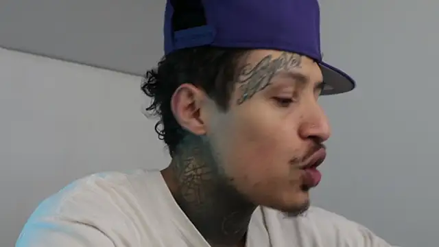 trieone online show from 12/18/24, 06:46