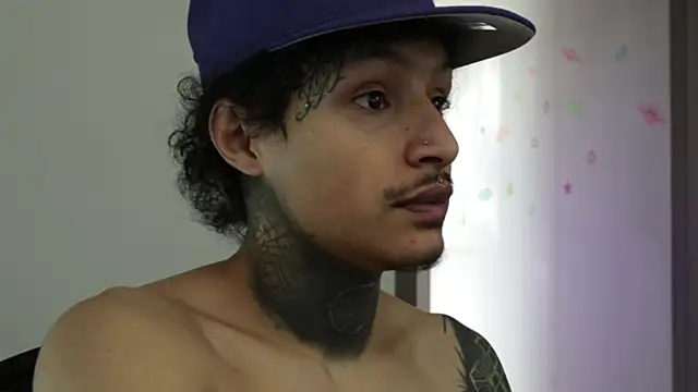 Snapshot of trieone chatting on 01/19/26, 02:32 trieone online show from 01/19/26, 02:32