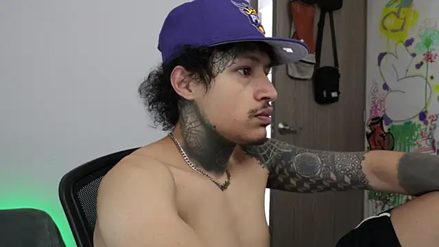 Snapshot of trieone chatting on 02/05/26, 02:11 trieone online show from 02/05/26, 02:11