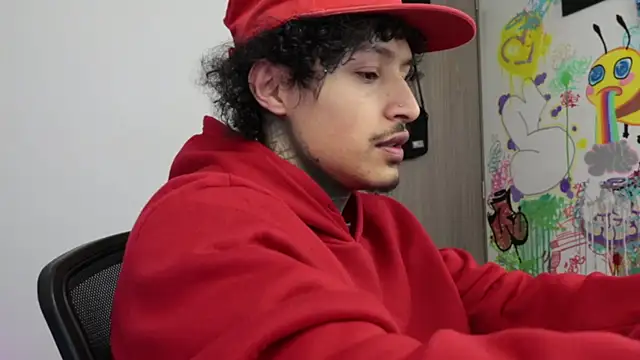 trieone online show from 03/11/26, 02:56