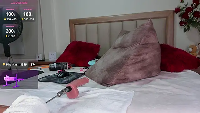 Snapshot of CaitlynLian chatting on 03/17/25, 05:12 CaitlynLian online show from 03/17/25, 05:12