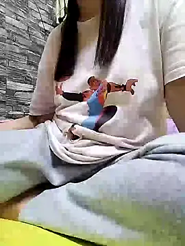 Snapshot of DelightDorothy34 chatting on 12/30/24, 03:13 DelightDorothy34 online show from 12/30/24, 03:13