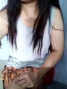 Snapshot of DelightDorothy34 chatting on 09/27/25, 11:32 DelightDorothy34 online show from 09/27/25, 11:32