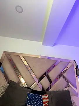 Victoria14  online show from 04/16/26, 02:01