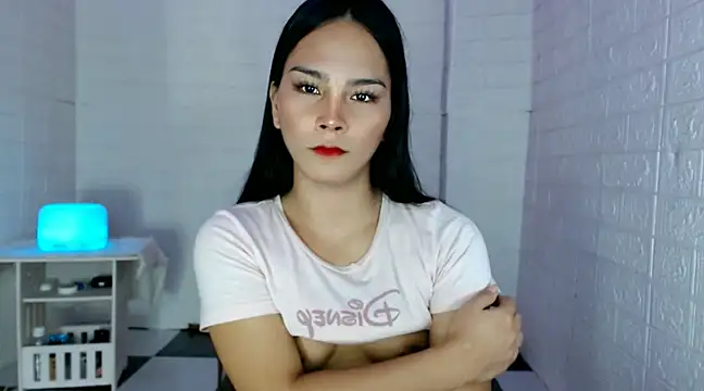 urnaughtydolly69 online show from 01/22/25, 12:17