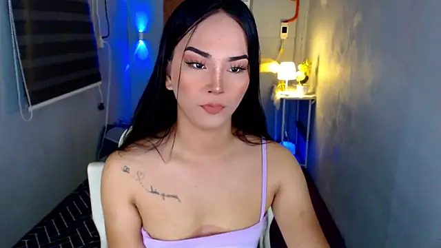 Snapshot of urnaughtydolly69 chatting on 07/08/26, 11:26 urnaughtydolly69 online show from 07/08/26, 11:26