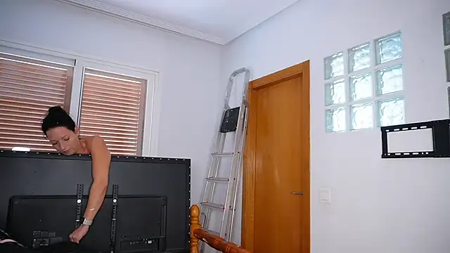 Viola Beck online show from 02/22/25, 12:40