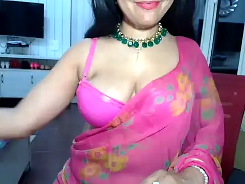yourradhika online show from 04/08/26, 08:09
