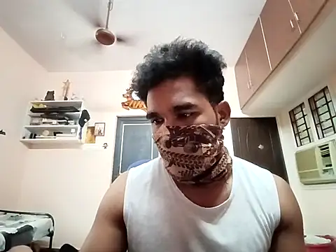 Snapshot of luckyloki chatting on 03/16/25, 02:43 luckyloki online show from 03/16/25, 02:43