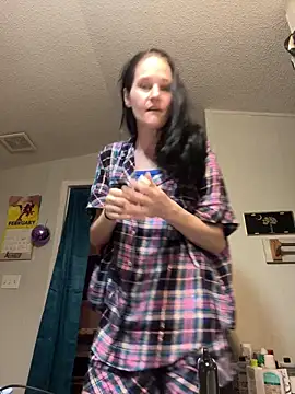 lolabunny9 online show from 02/10/25, 01:33