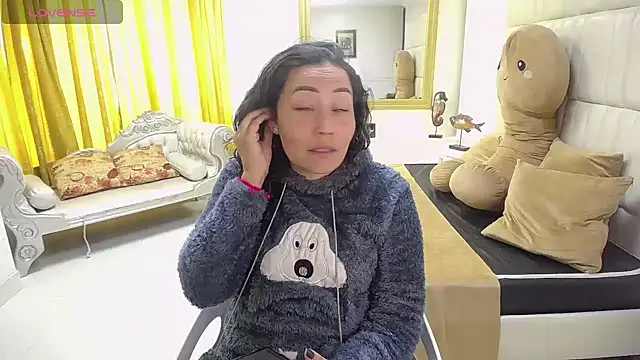 gaby trent online show from 02/13/25, 01:48