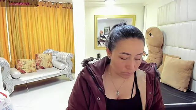 gaby trent online show from 02/27/25, 03:05