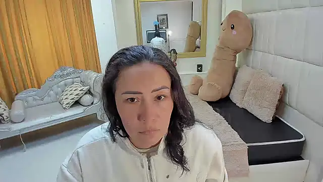gaby trent online show from 05/12/26, 03:53