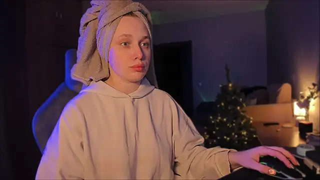 Rachel Ro online show from 12/26/24, 03:42