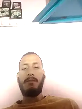 ranveerj203 online show from 02/16/25, 09:48