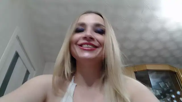 Mika Passion online show from 01/18/25, 01:08