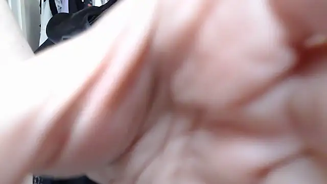 Mika Passion online show from 09/26/25, 08:18