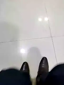 GUJJU GUJARATI online show from 12/19/24, 10:34