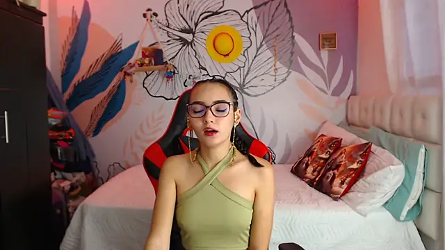 LinzyBaner online show from 12/28/24, 10:34