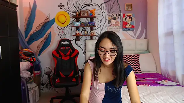 LinzyBaner online show from 02/26/25, 10:53