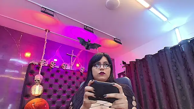 AlexHoe  online show from 02/22/25, 01:00