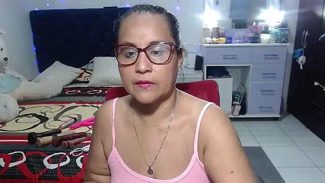 pervert mommy  online show from 04/03/26, 10:24