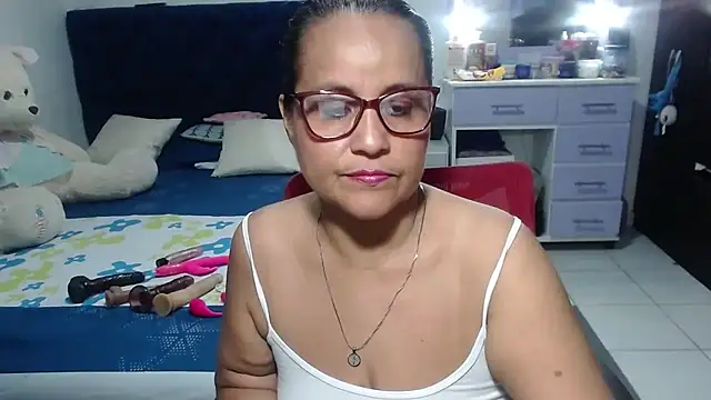 pervert mommy  online show from 04/11/26, 10:52