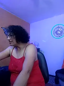 scarlet wet online show from 03/07/25, 04:13